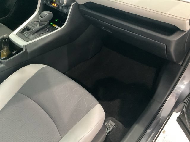 Used 2024 Toyota RAV4 XLE w/ Convenience Package AWD/4WD image 27