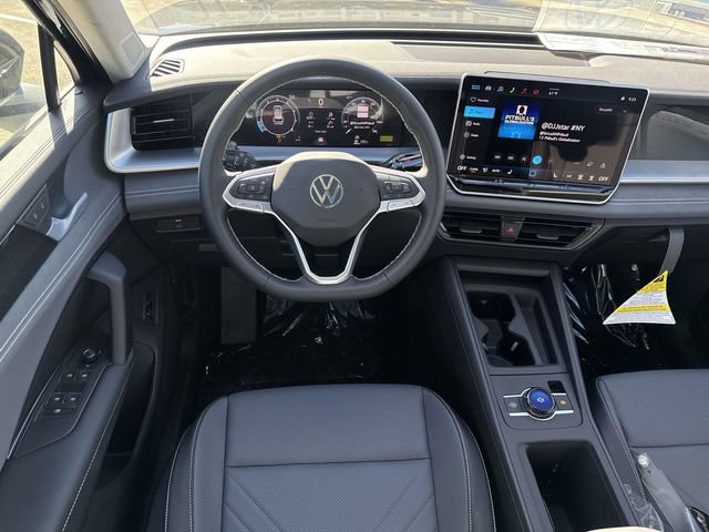 New 2026 Volkswagen Tiguan SE AWD/4WD image 8