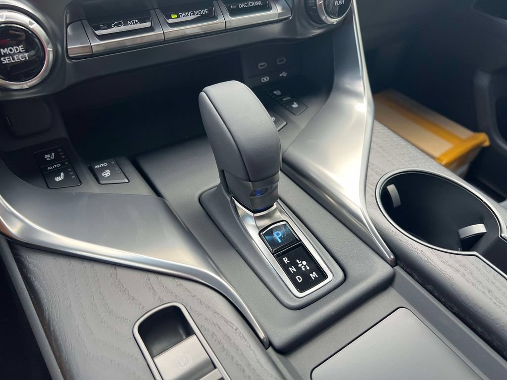 New 2026 Lexus LX 700h Luxury AWD/4WD image 26