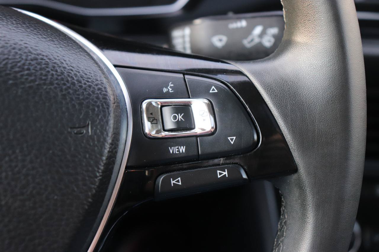 Used 2020 Volkswagen Jetta SE FWD image 29