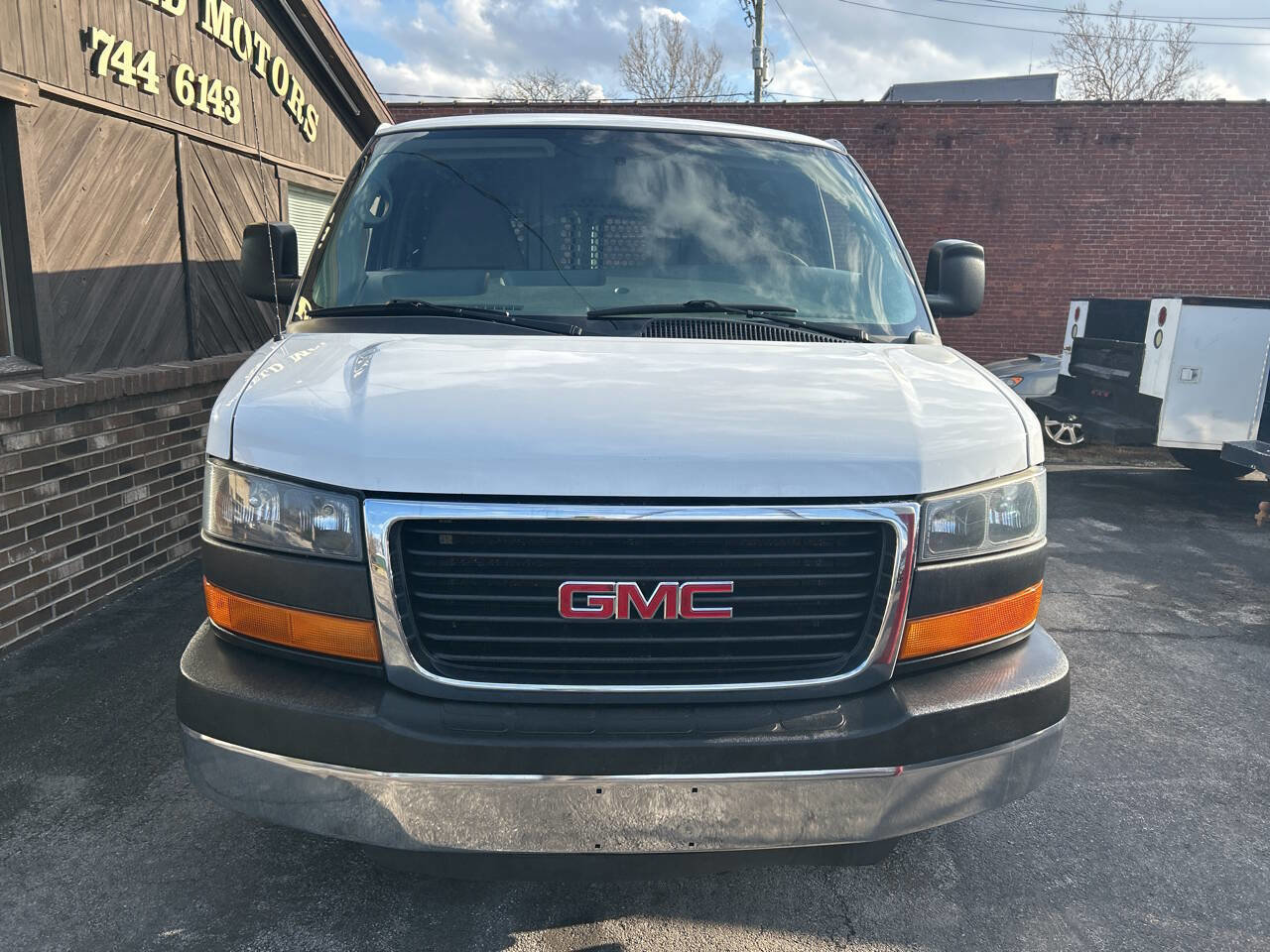 Used 2015 GMC Savana 2500 RWD image 6