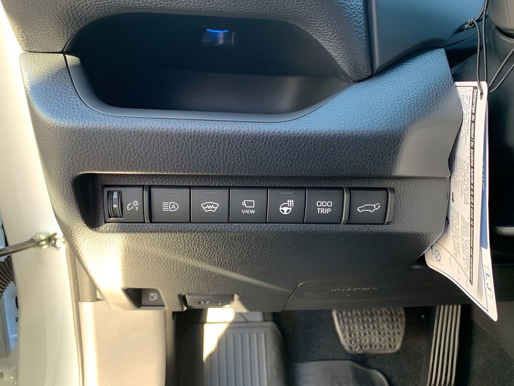 New 2025 Toyota RAV4 XSE image 28