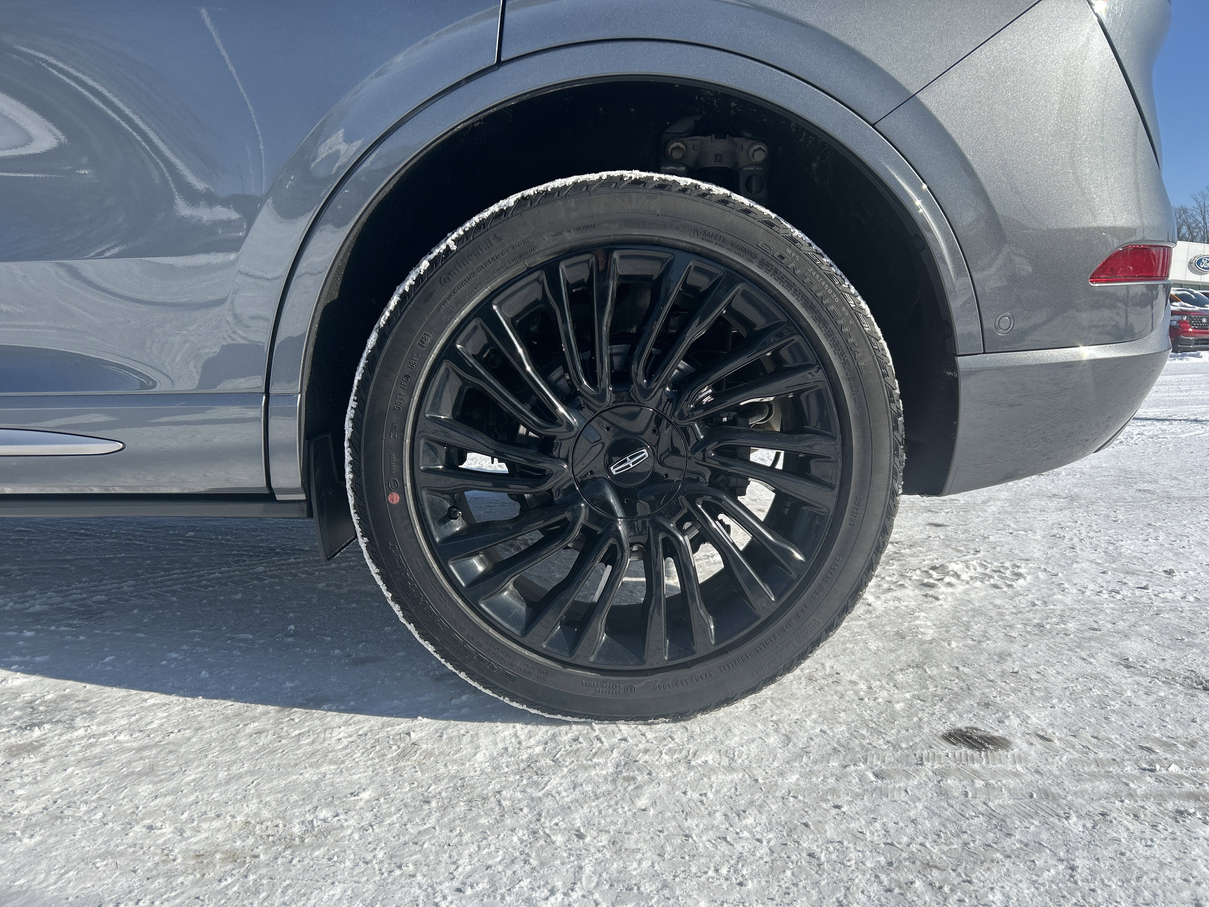 Used 2021 Lincoln Corsair Reserve w/ Equipment Group 201A image 22