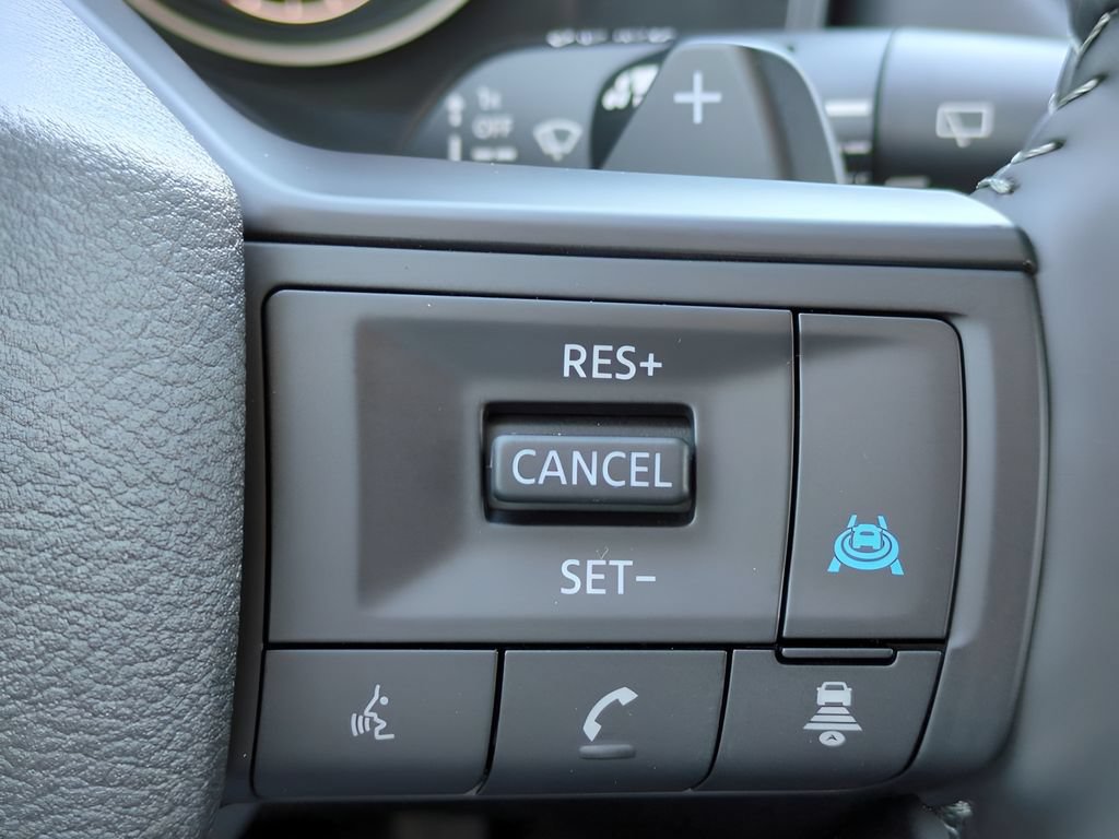 Certified 2026 Nissan Rogue SV FWD image 43