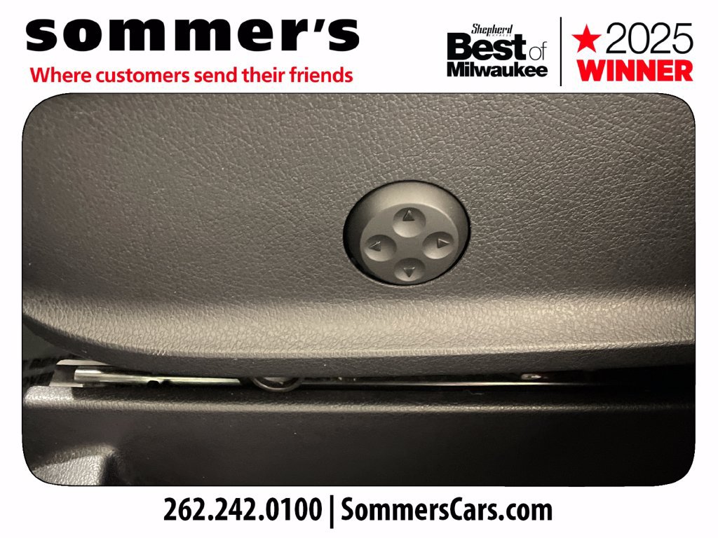 Used 2021 Mercedes-Benz GLB 250 4MATIC image 10