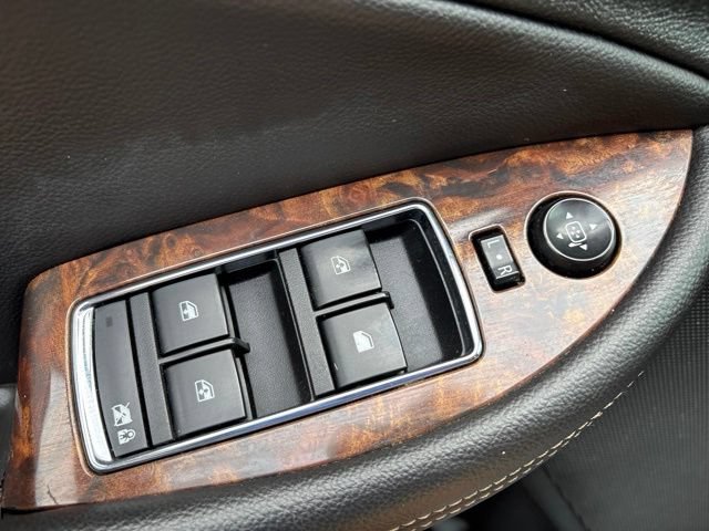 Used 2014 Chevrolet Impala LT w/ Convenience Package FWD image 12