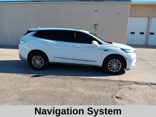 Used 2024 Buick Enclave Premium image 3