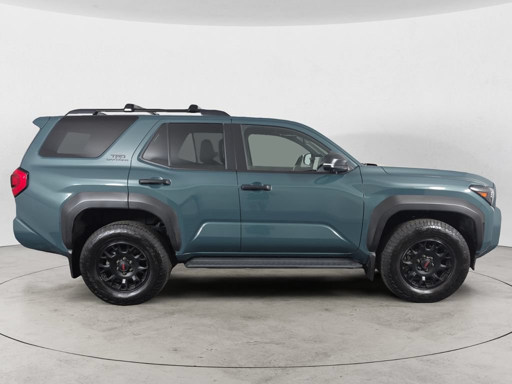 Used 2025 Toyota 4Runner TRD Off-Road Premium AWD/4WD image 4