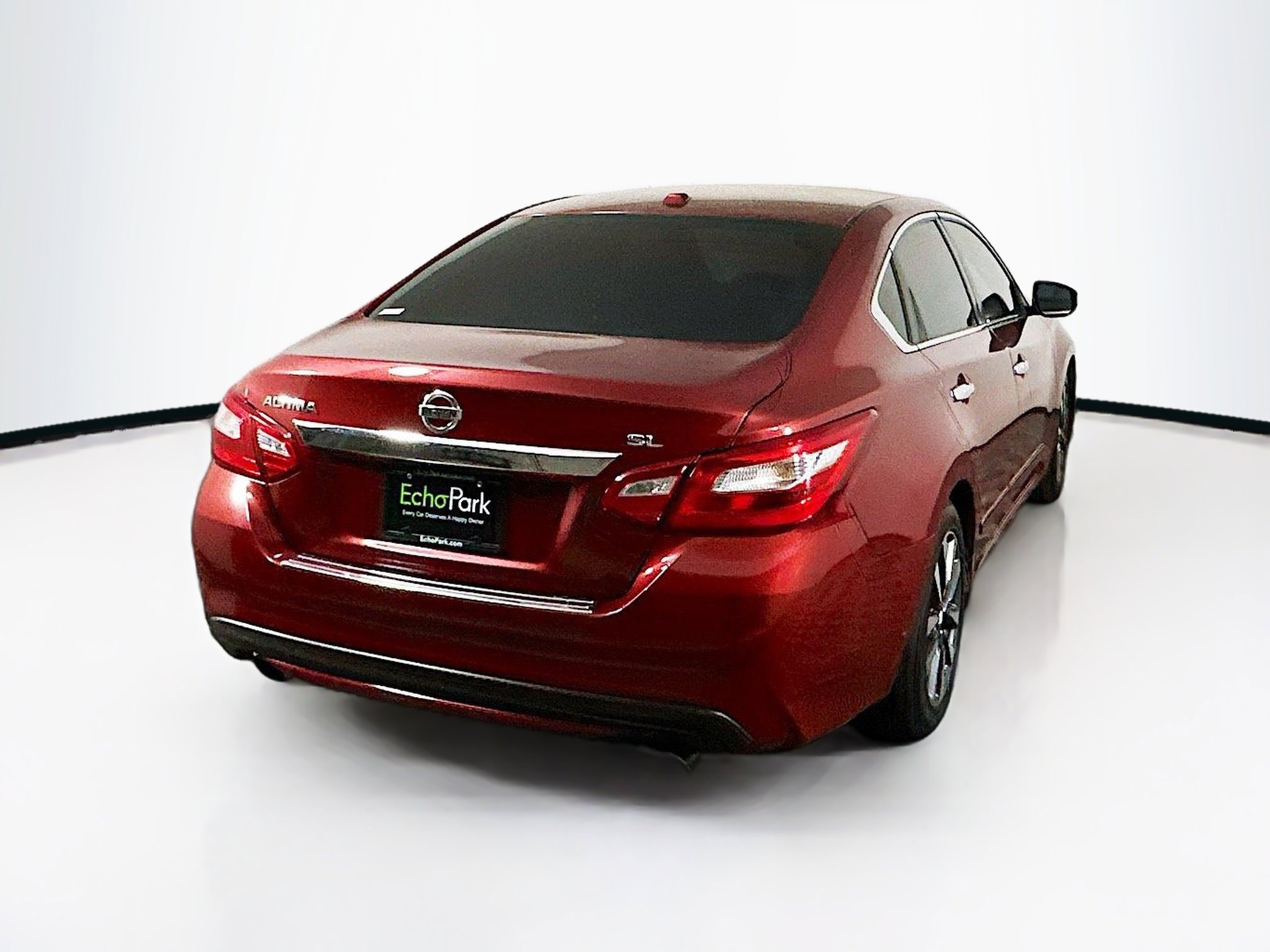 Used 2016 Nissan Altima 2.5 SL w/ 2.5 Technology Package image 9