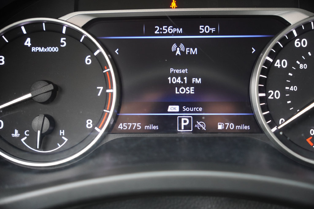 Used 2025 Nissan Sentra SV FWD image 29