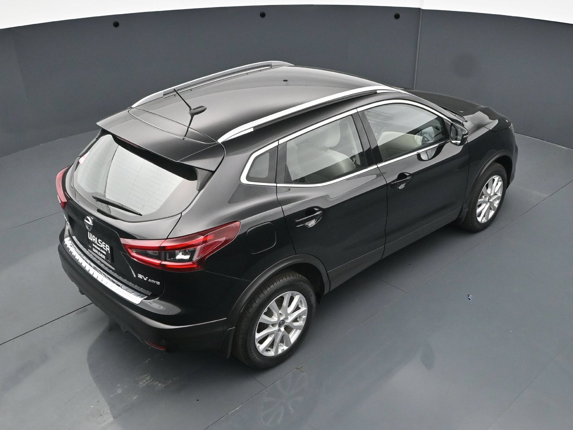 Used 2020 Nissan Rogue Sport SV AWD/4WD image 40