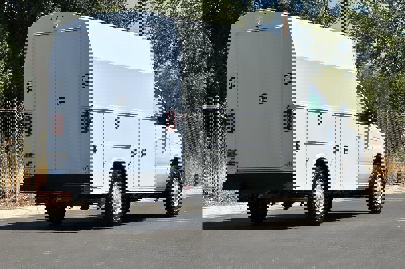 New 2026 Ford E-350 and Econoline 350 Super Duty w/ Power Equipment Group image 2