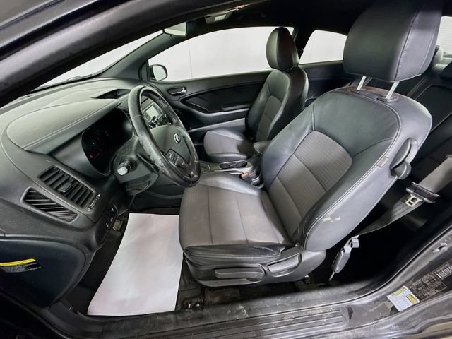 Used 2015 Kia Forte Koup SX FWD image 22