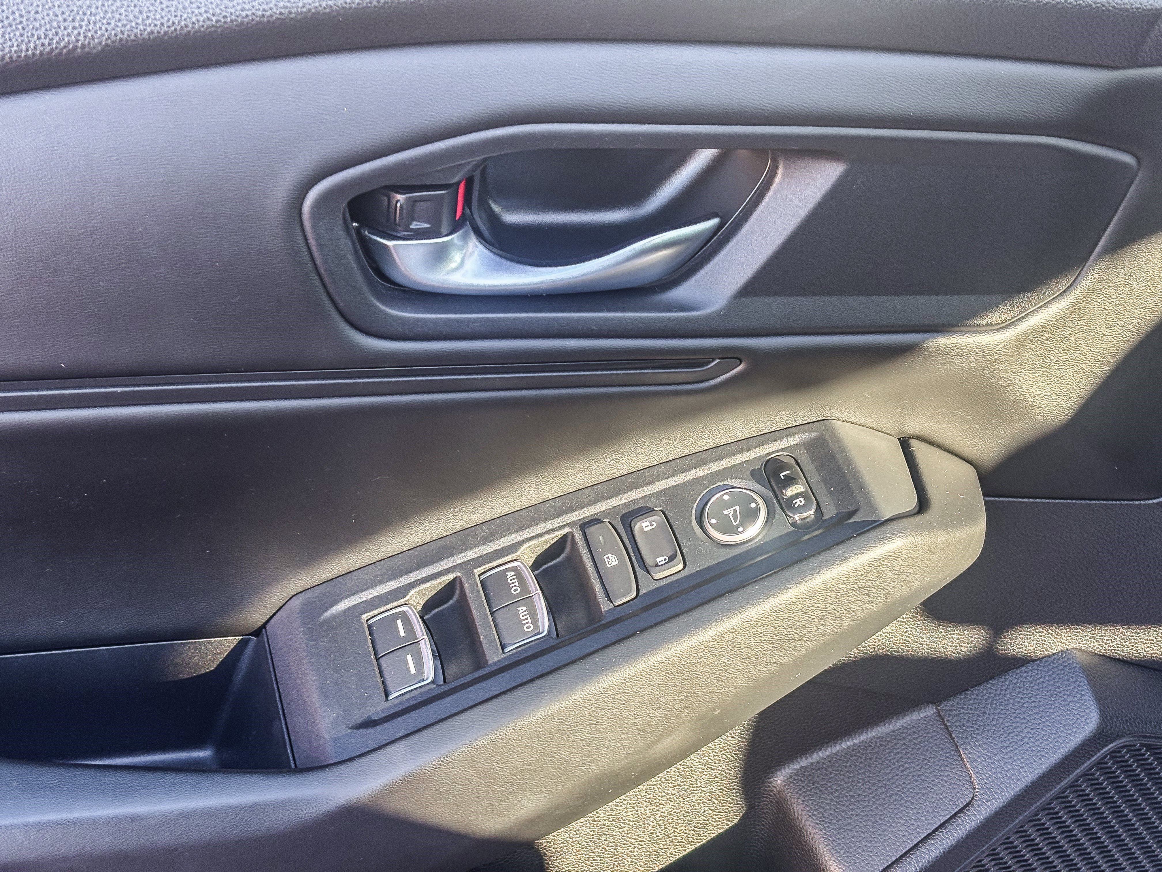 Certified 2023 Honda Accord EX image 22