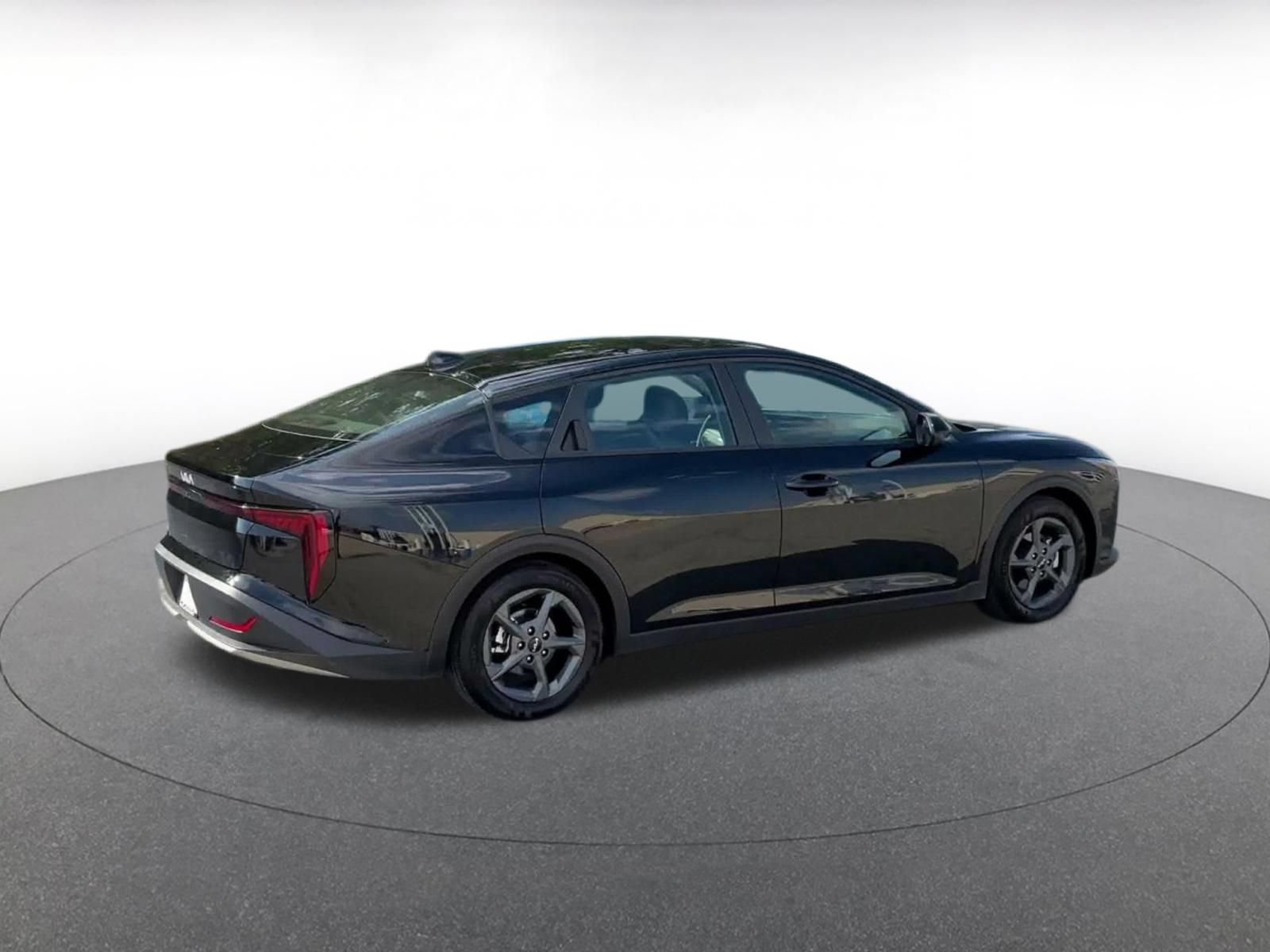 Used 2026 Kia K4 FWD image 14