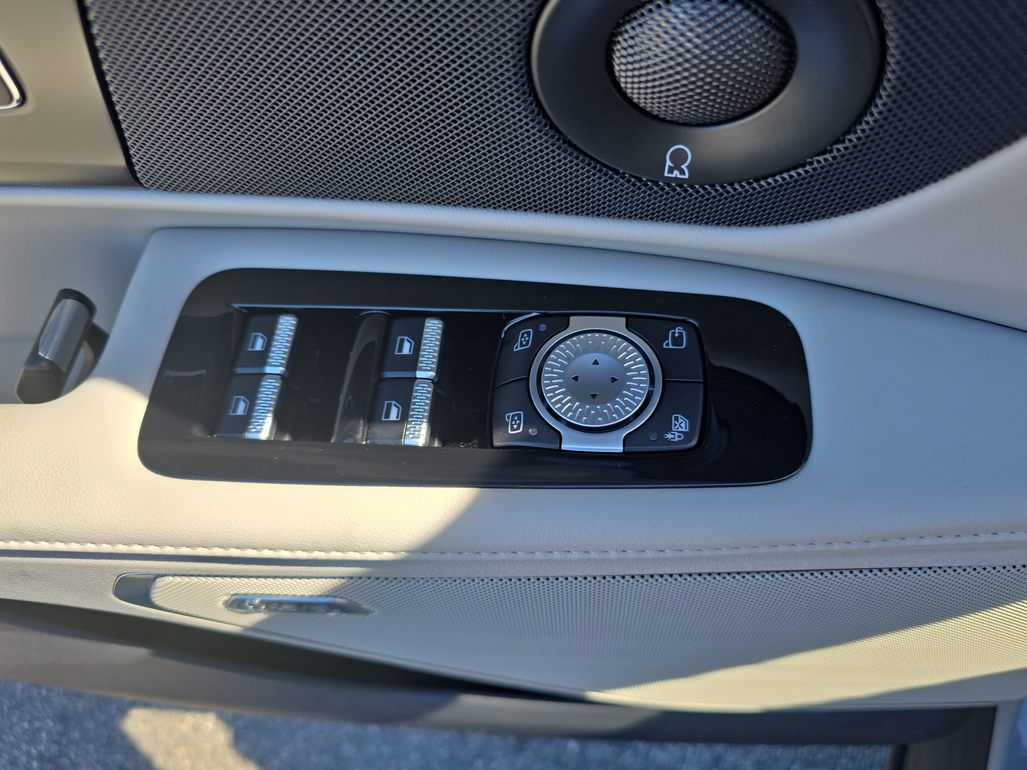 New 2026 Lincoln Nautilus Premier w/ Equipment Group 102A AWD/4WD image 28
