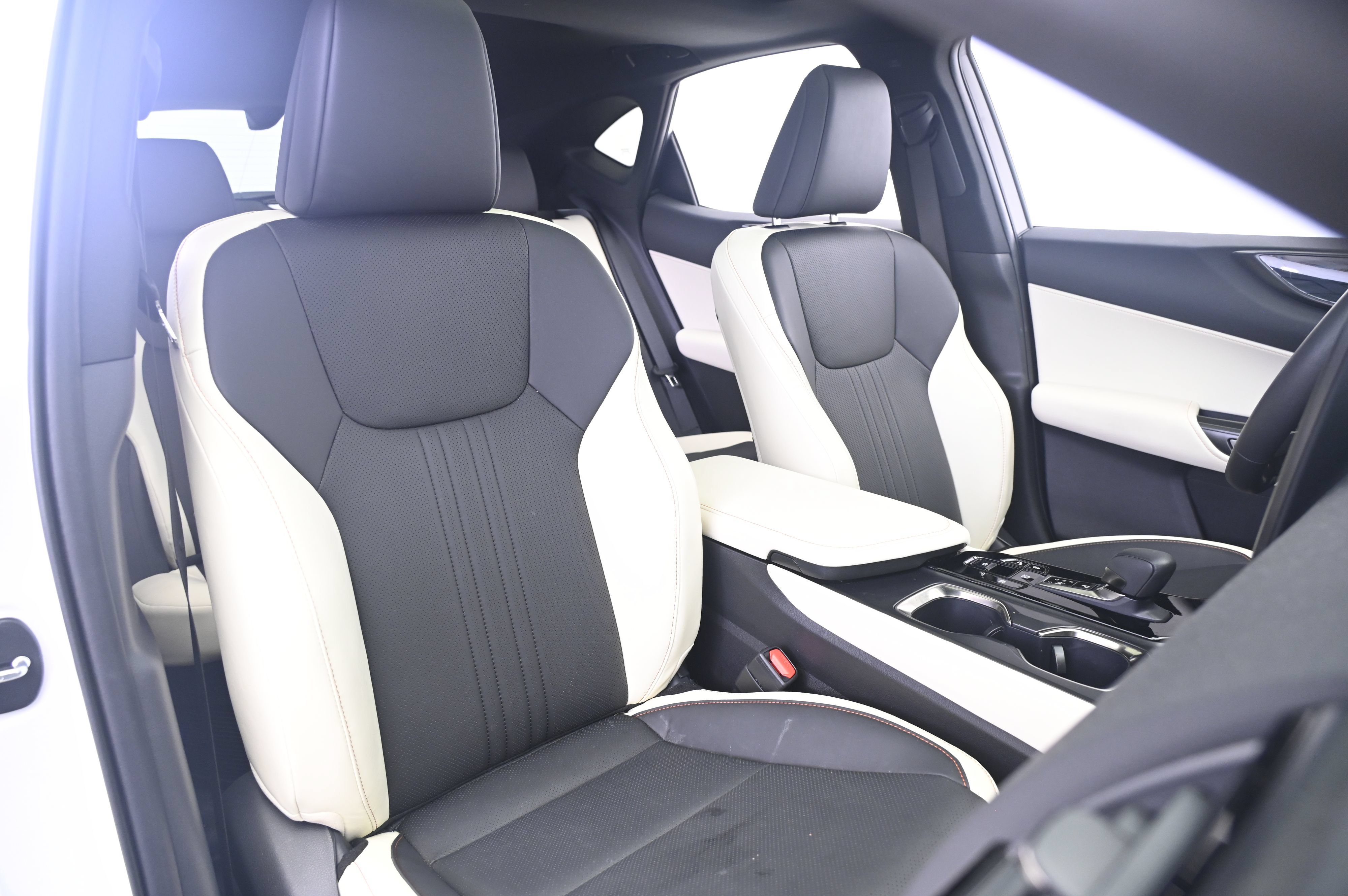 Used 2024 Lexus NX 350h AWD image 24