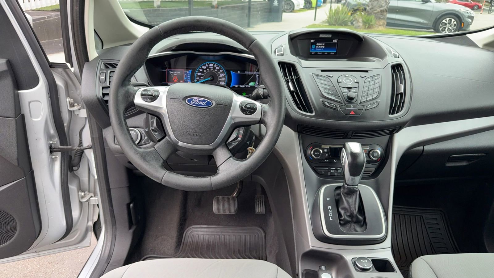 Used 2016 Ford C-MAX SE w/ Interior Protection Package image 30