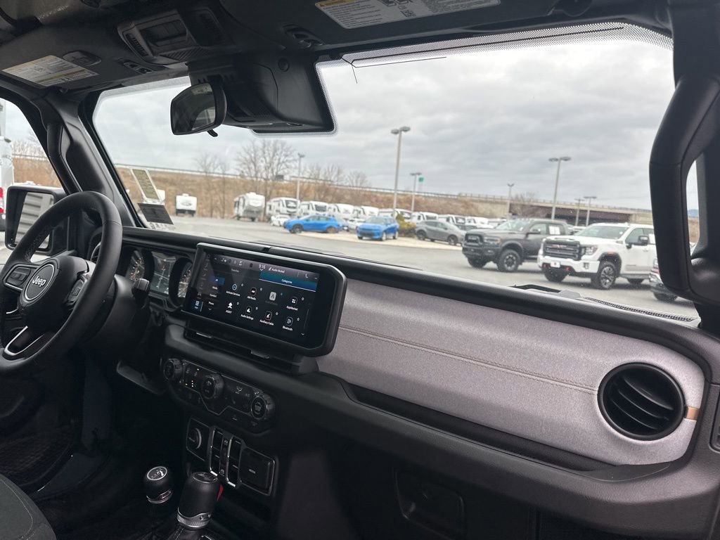 Used 2025 Jeep Wrangler Sport S image 65