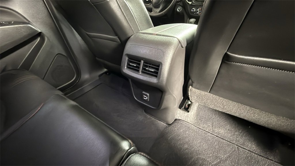 Used 2022 Chevrolet Equinox RS image 30