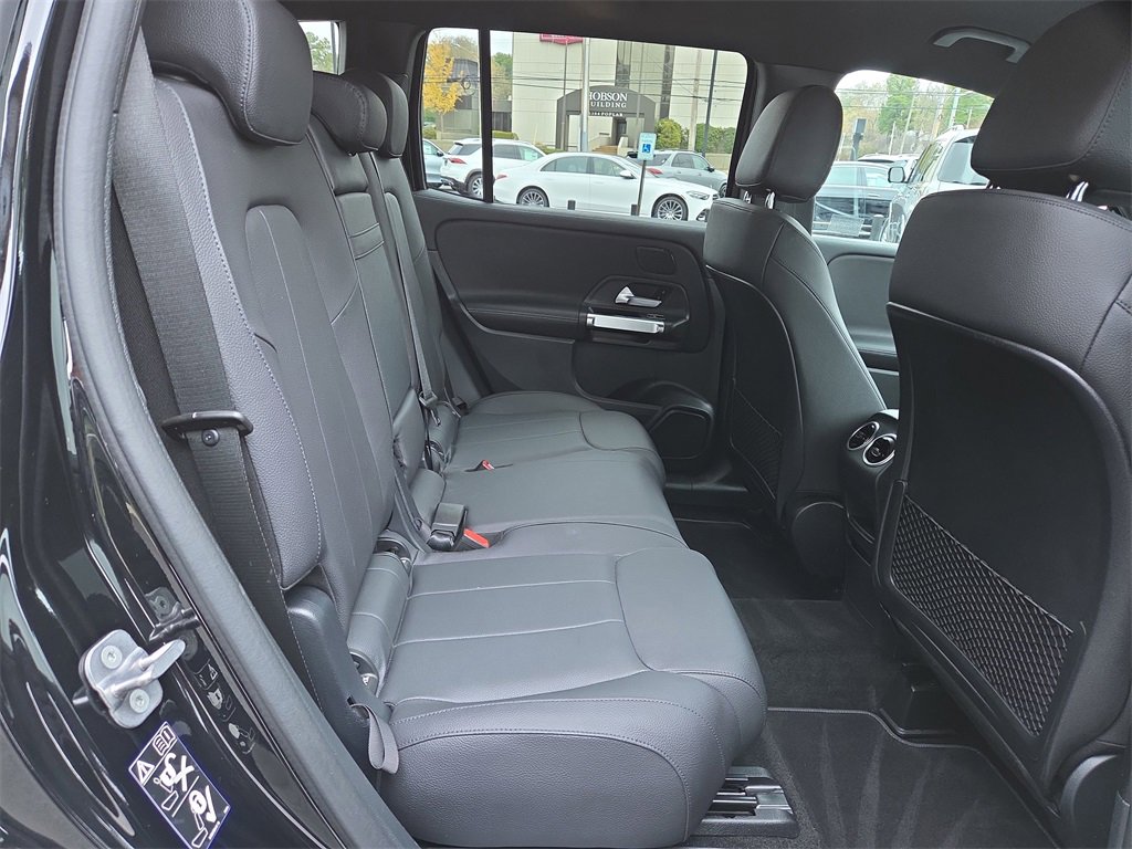 Certified 2025 Mercedes-Benz GLB 250 4MATIC image 15