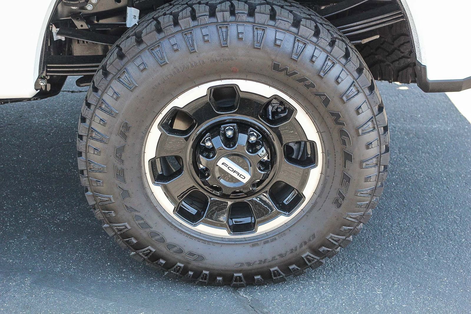 New 2025 Ford F350 Platinum w/ Platinum Plus Package image 11