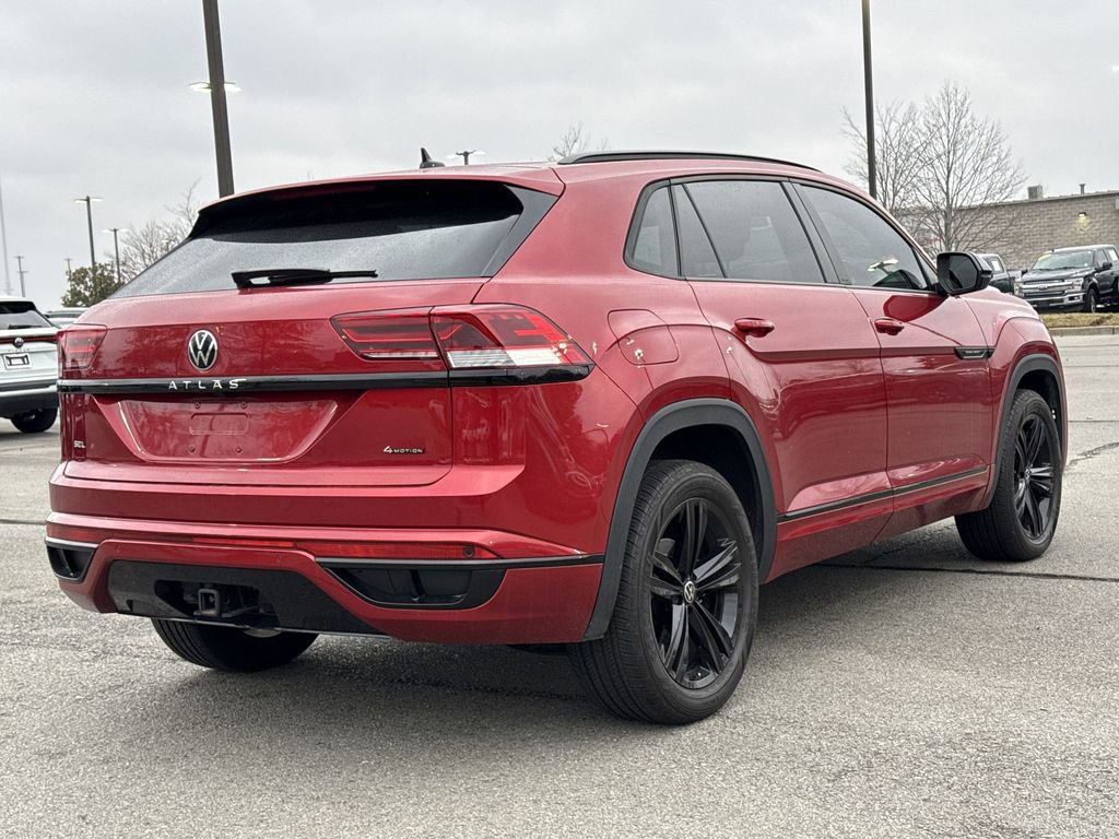 Used 2023 Volkswagen Atlas Cross Sport SEL R-Line image 5