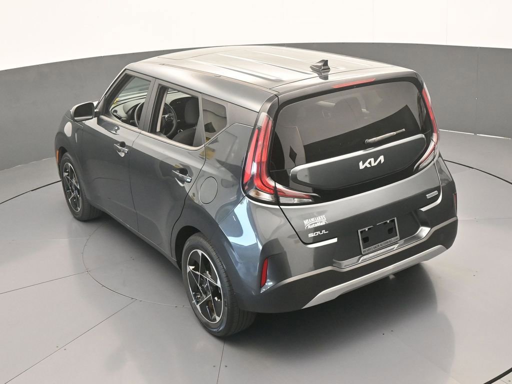 Used 2023 Kia Soul EX image 47