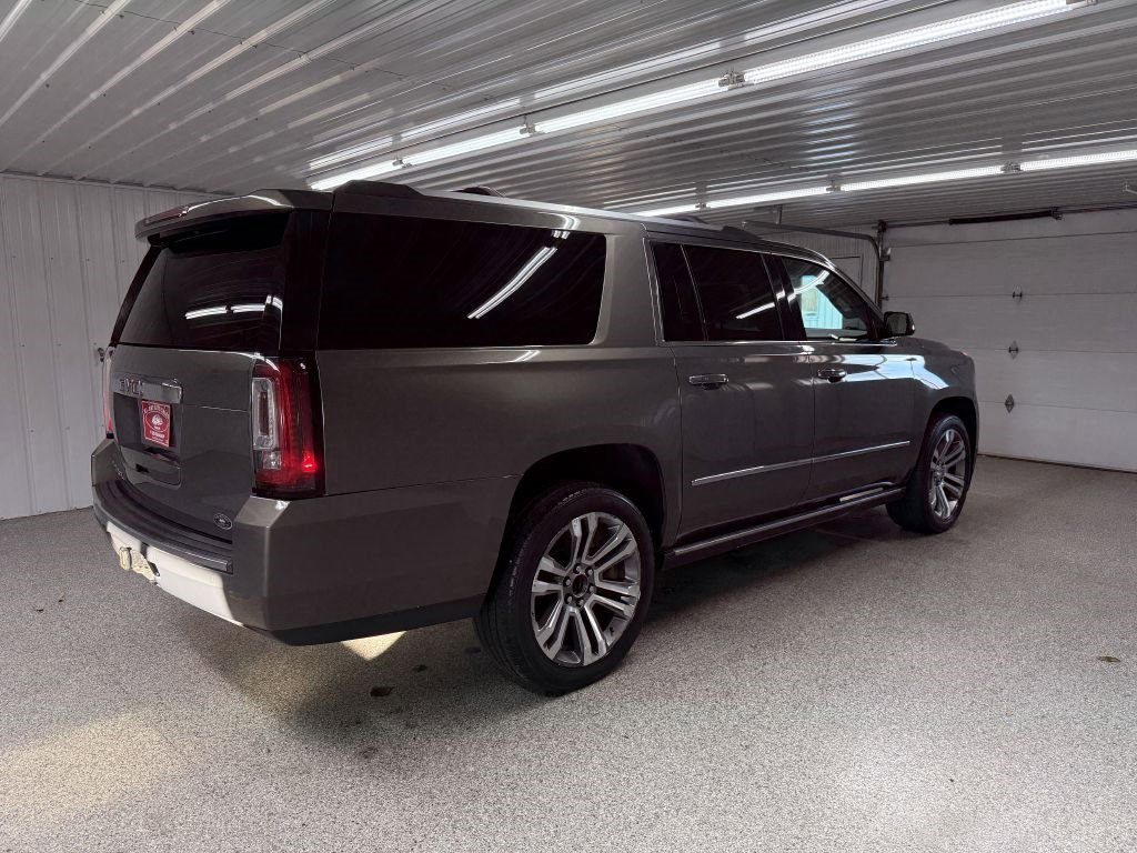 Used 2018 GMC Yukon XL Denali w/ Denali Ultimate Package image 6