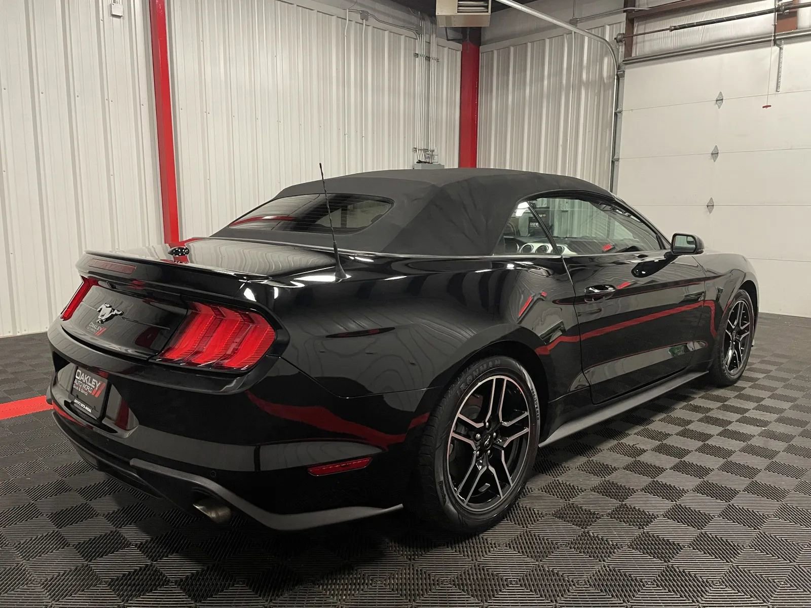 Used 2019 Ford Mustang Premium image 7