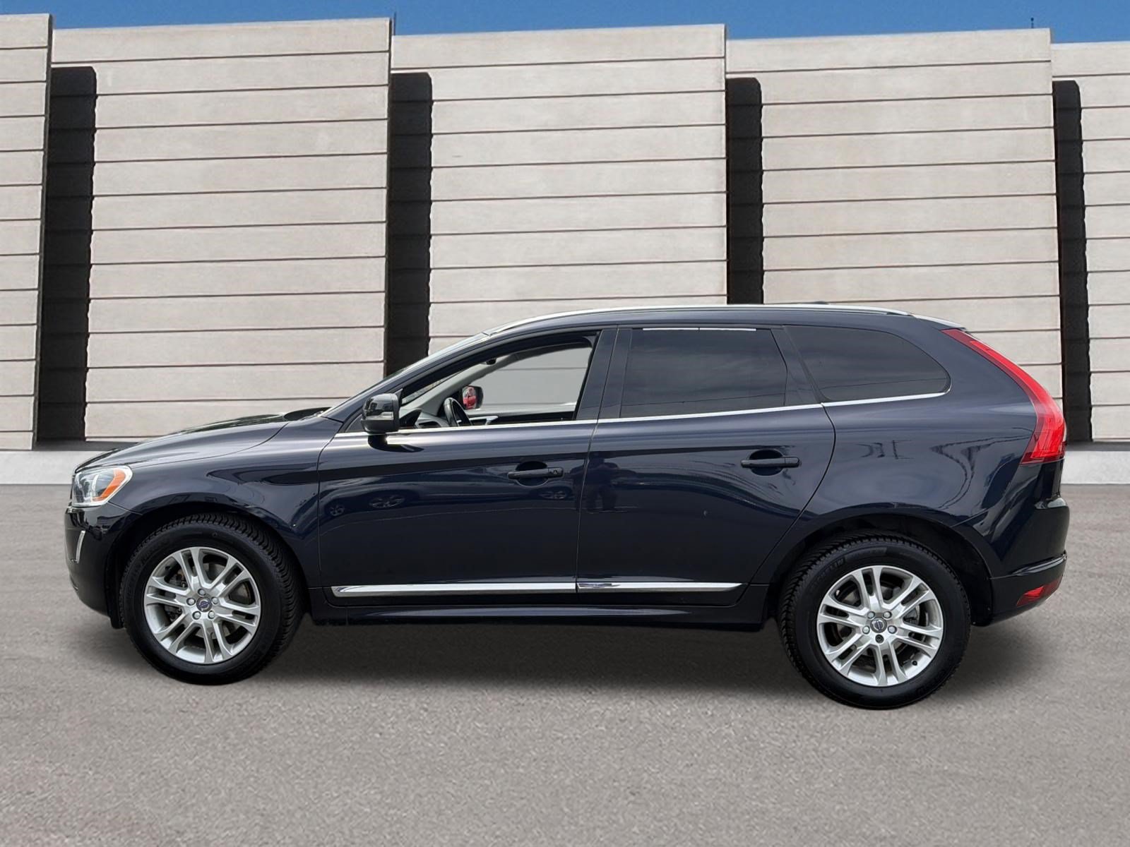 Used 2016 Volvo XC60 T5 Premier AWD/4WD image 2