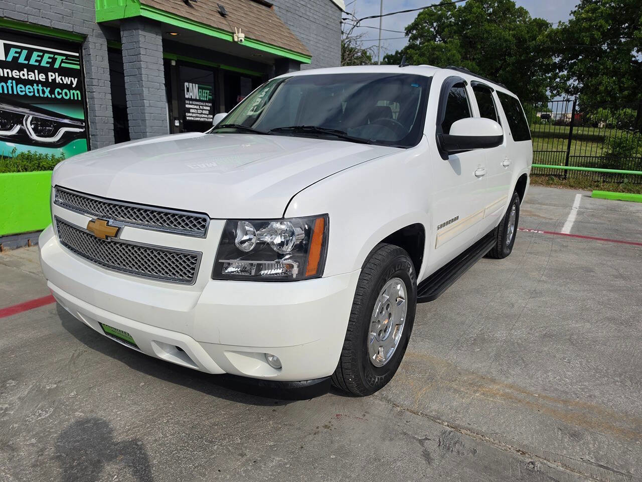 Used 2012 Chevrolet Suburban LT AWD/4WD image 3
