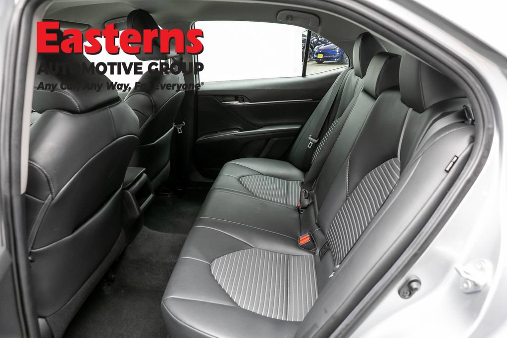 Used 2021 Toyota Camry SE w/ Carpet Mat Package (TMS) FWD image 20