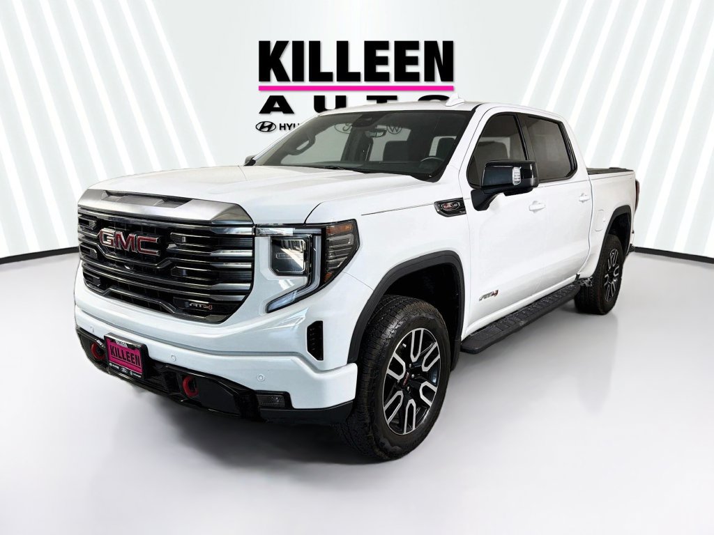 Used 2024 GMC Sierra 1500 AT4 w/ Technology Package AWD/4WD image 3