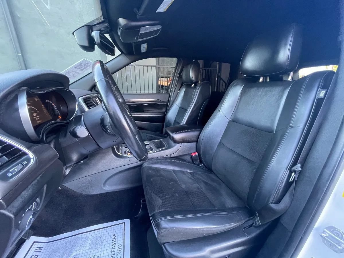 Used 2018 Jeep Grand Cherokee Altitude RWD image 11