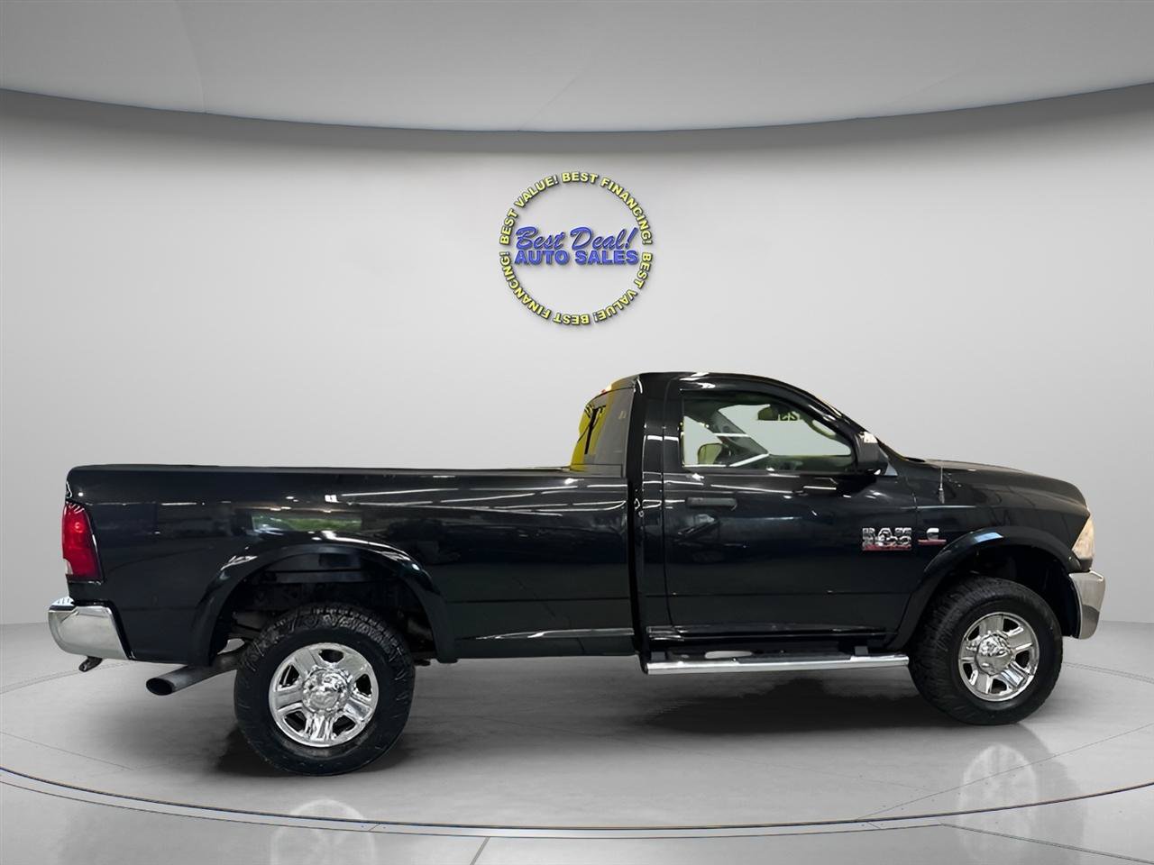 Used 2015 RAM 3500 Tradesman w/ Chrome Appearance Group AWD/4WD image 6