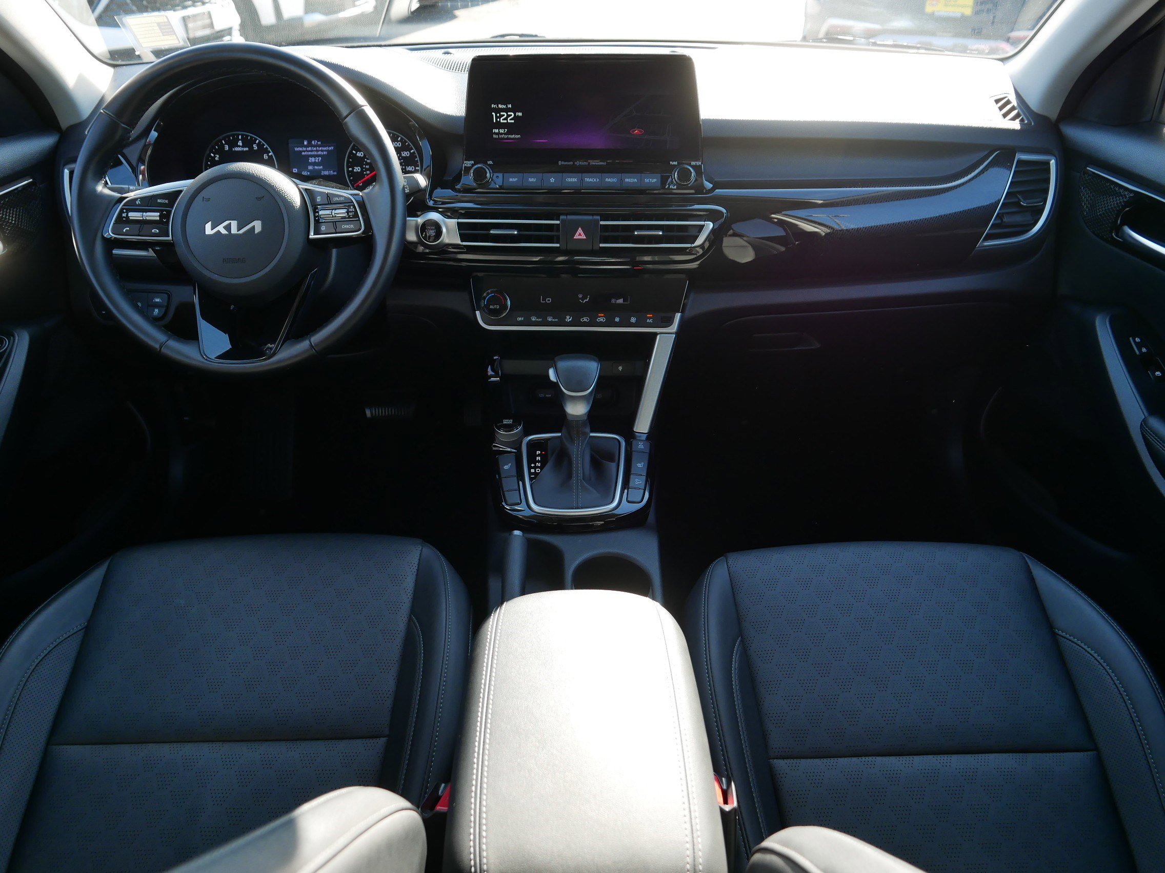 Certified 2023 Kia Seltos EX image 10