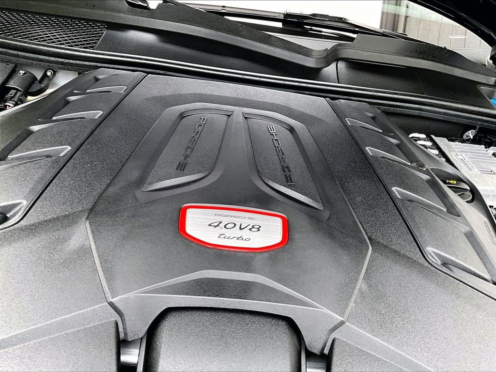 Certified 2023 Porsche Cayenne Turbo AWD/4WD image 34