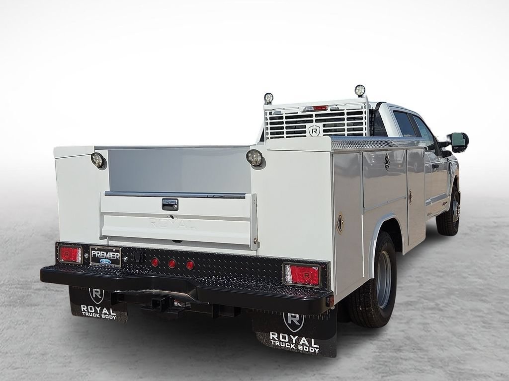 New 2025 Ford F350 XL w/ XL Chrome Package RWD image 10