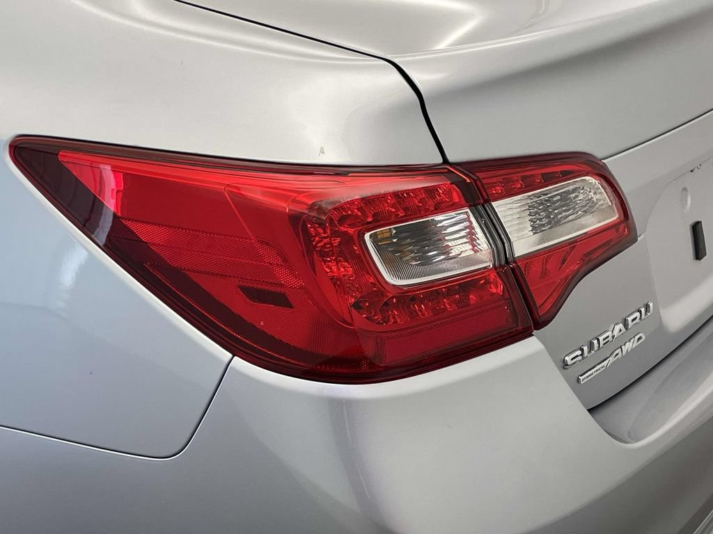 Used 2017 Subaru Legacy 2.5i Limited w/ Cargo Package AWD/4WD image 16