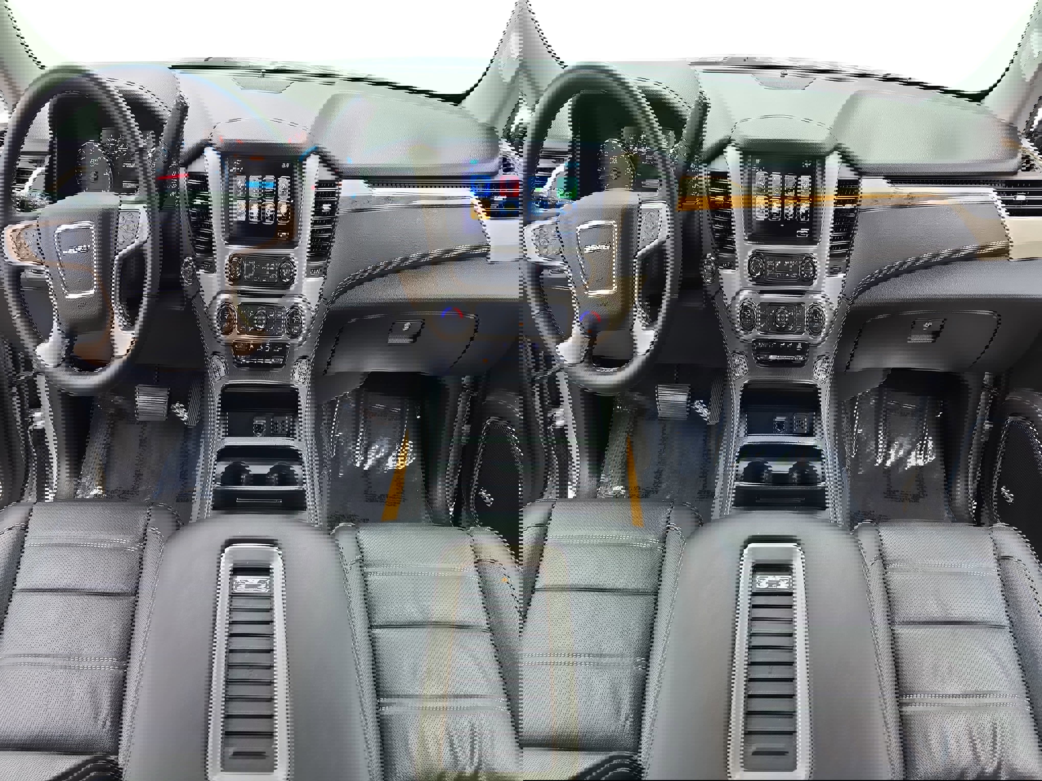 Used 2017 GMC Yukon Denali w/ Open Road Package image 9