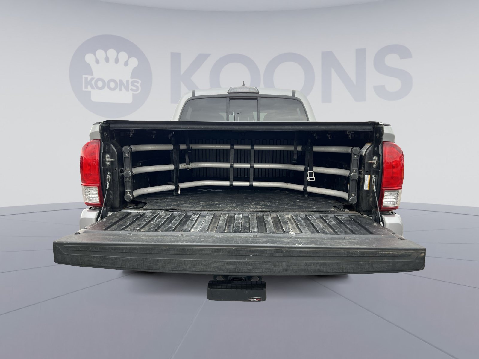 Used 2016 Toyota Tacoma TRD Sport w/ Towing Package AWD/4WD image 25