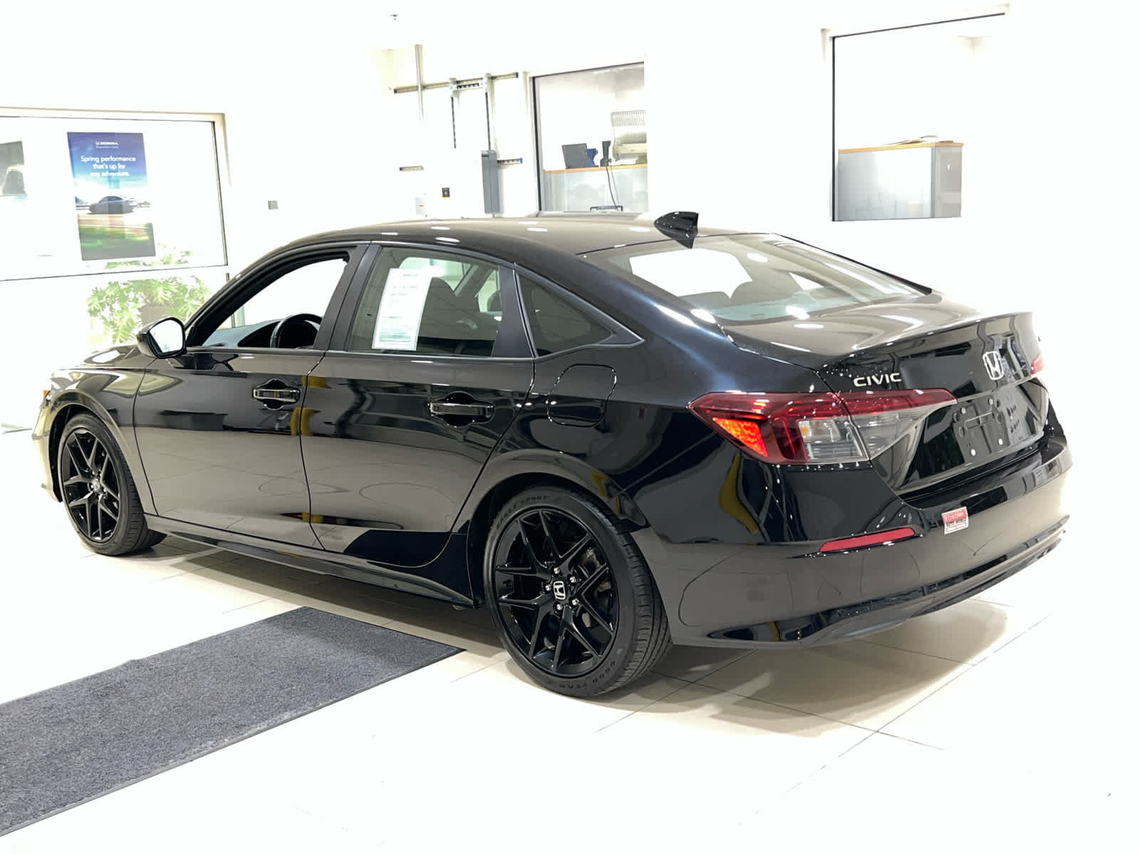 Used 2025 Honda Civic Sport image 18
