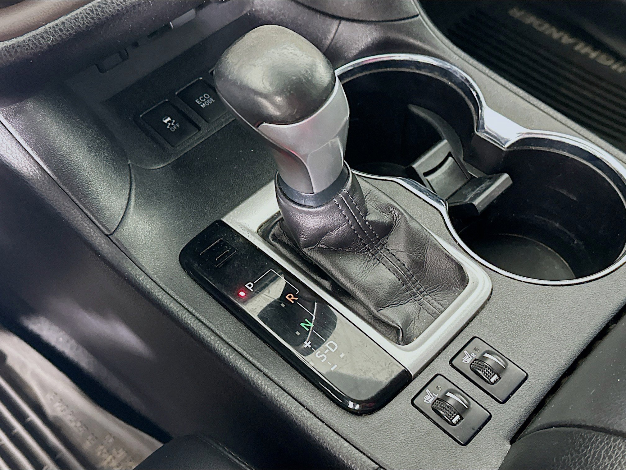 Used 2019 Toyota Highlander XLE image 25