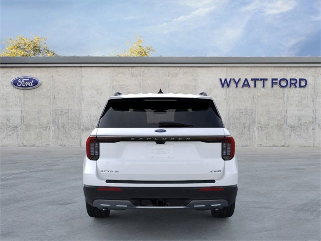 New 2025 Ford Explorer Active w/ Active Comfort Package image 5