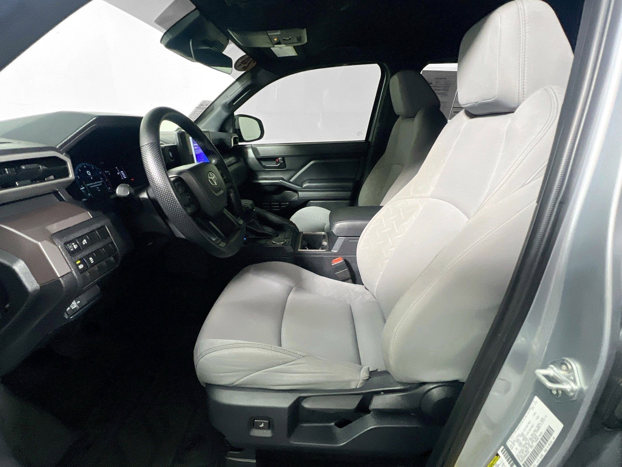 Used 2024 Toyota Tacoma SR5 image 7