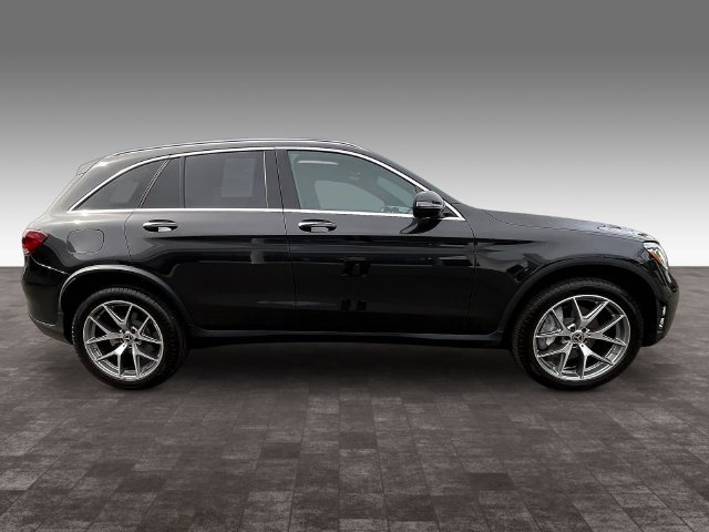 Used 2022 Mercedes-Benz GLC 300 4MATIC image 8