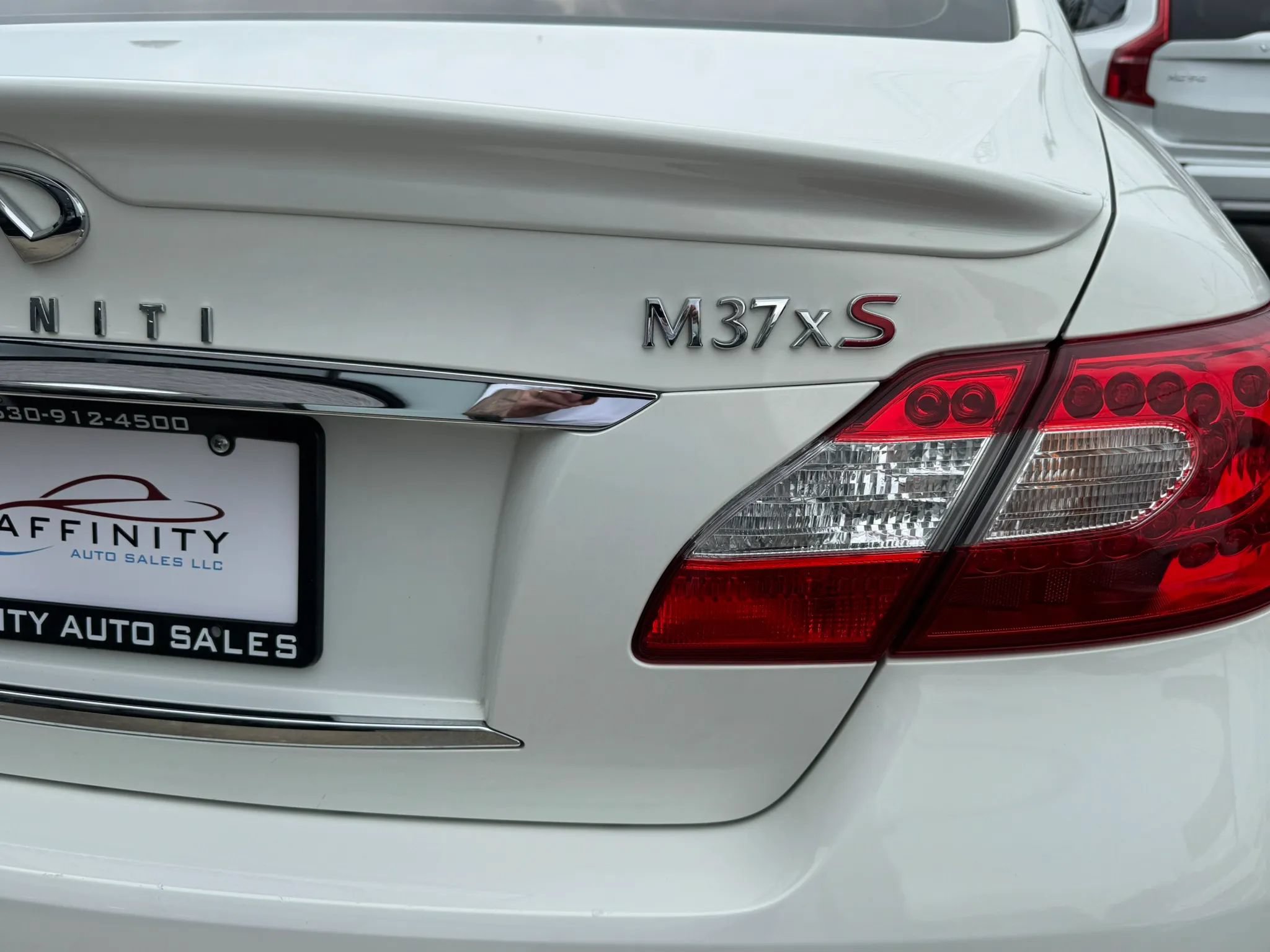 Used 2013 INFINITI M37 x w/ Premium Pkg AWD/4WD image 38