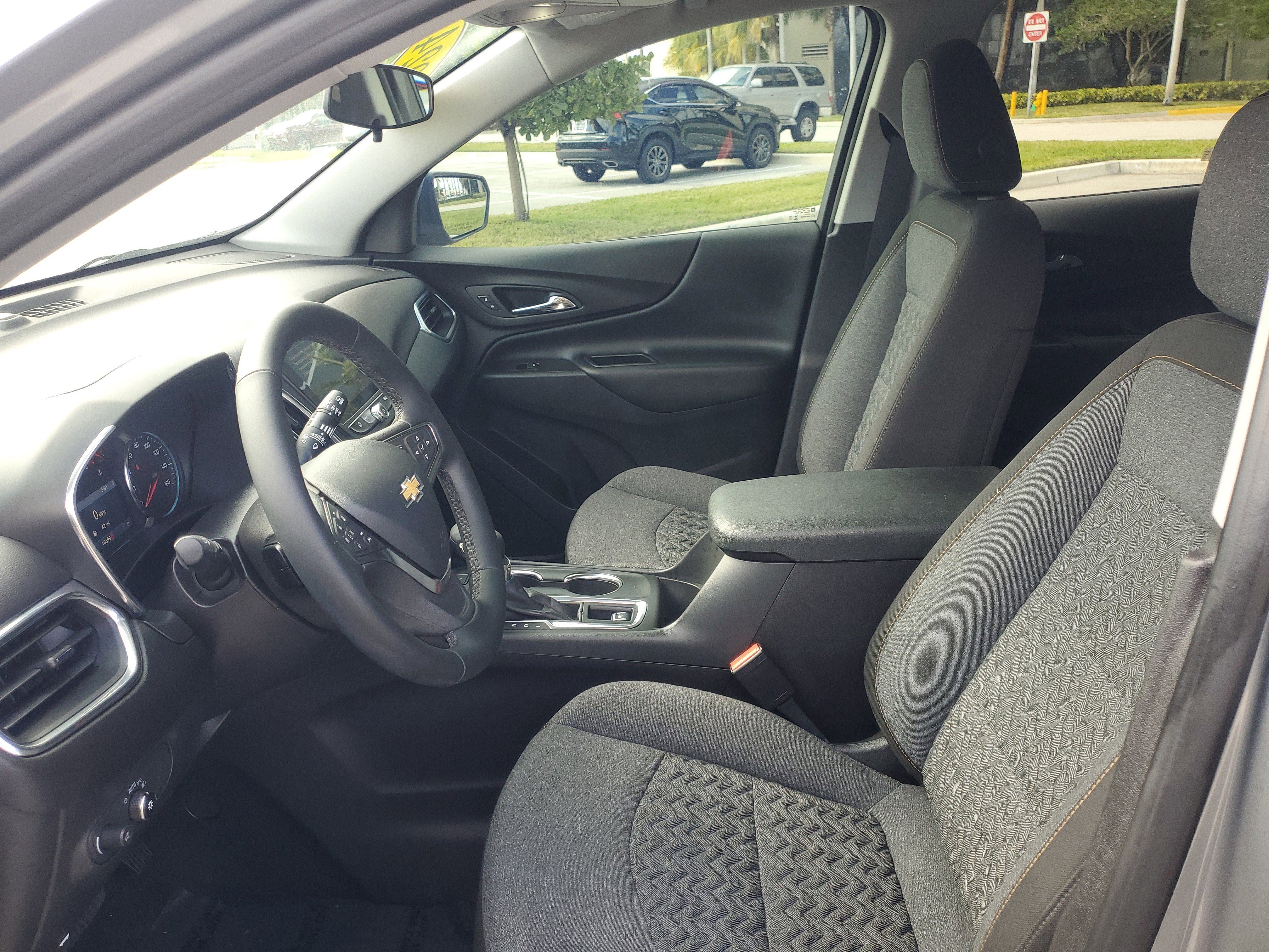 Used 2024 Chevrolet Equinox LT image 16