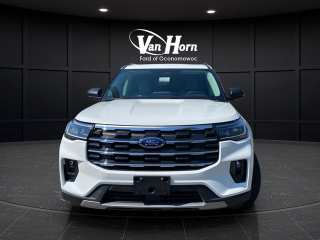 New 2026 Ford Explorer Active w/ Active Comfort Package AWD/4WD image 2